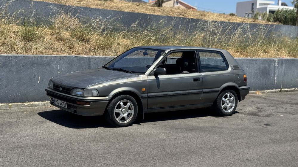 Toyota corolla 1.8d comercial