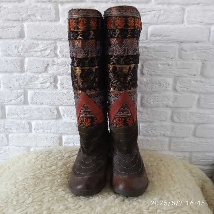 Think! Нові різнокольорові утеплені штучним хутром текстильні чоботи