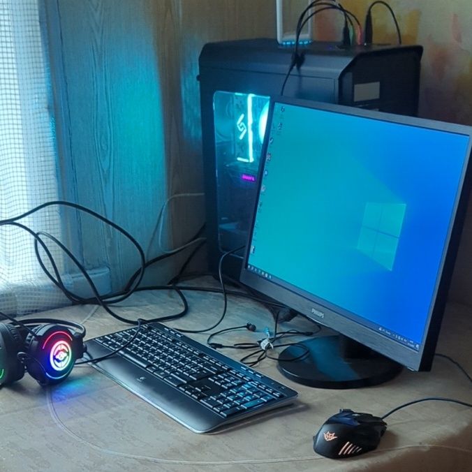 Комп’ютер + монітор i7-7700K  RX 580