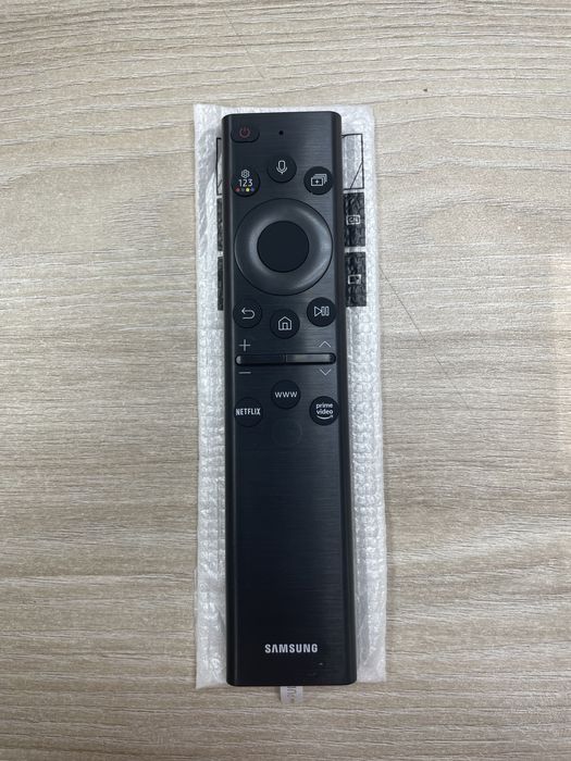 Оригінальний пульт Samsung BN59-01385G/01385M з сонячною панеллю.