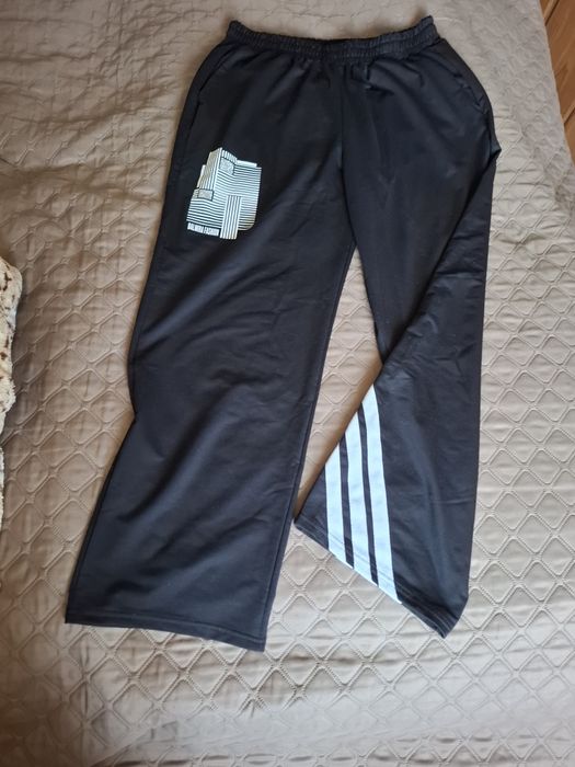 Продається жіночій прогулянковий костюм 58-60 розміру