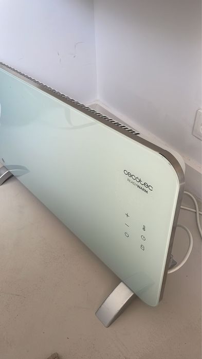 Radiador/Aquecedor Cecotec elétrico praticamente novo