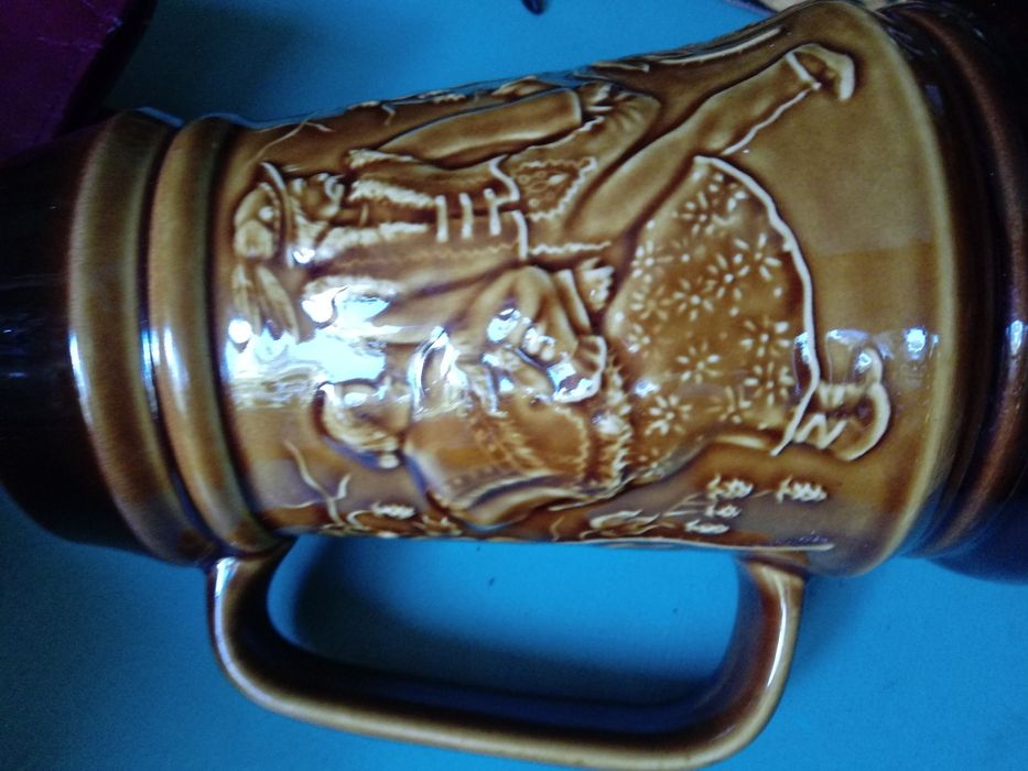 Kufel ceramiczny z okresu PRL; 20,5cm wysokości