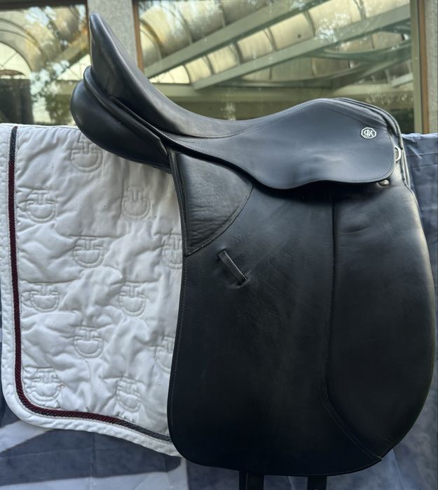 Sela de Ensino Kieffer Wien DL Profissionell 17”/17.5”