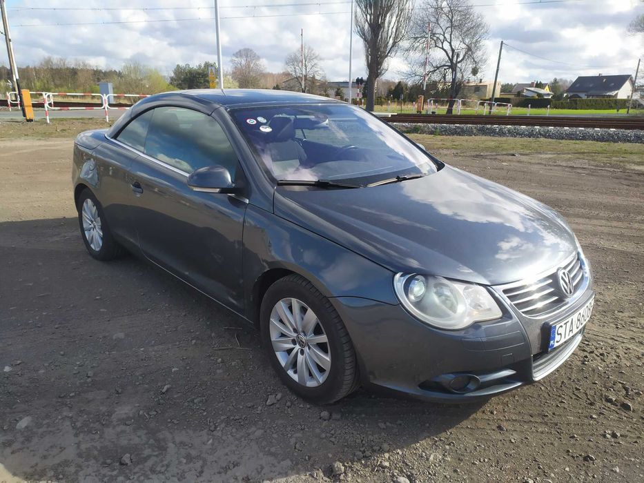 VW EOS 2.0 TDi DSG Łopatki BiXenon Skrętny PDC  Navi WEBASTO !