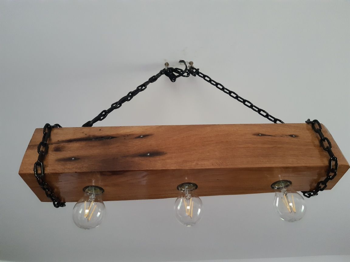 Industrialna lampa ze starego dębu