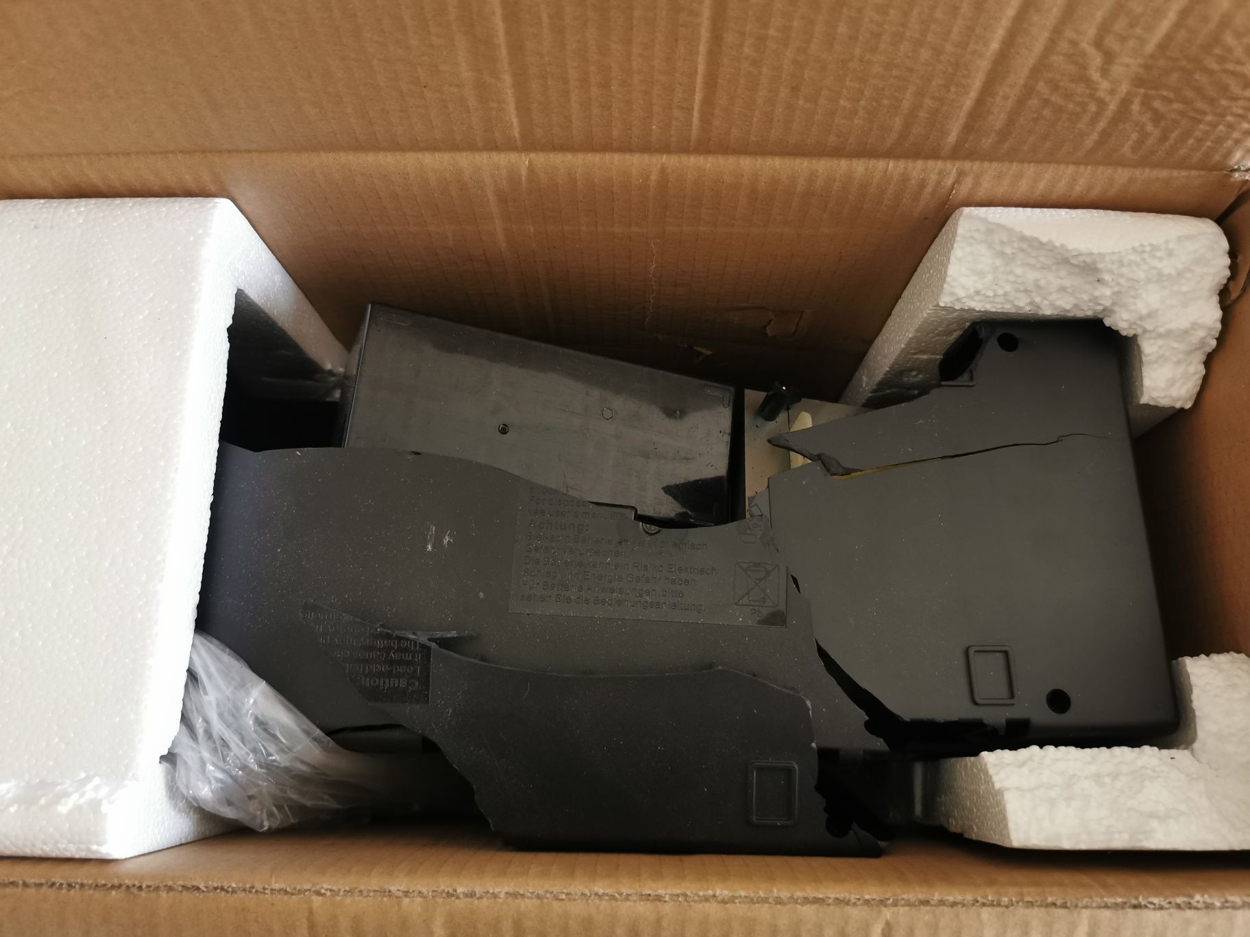3x uszkodzone UPS Green Cell PureWave 2000VA