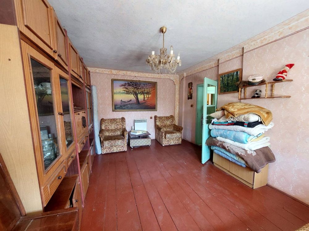 Продам або Здам дім в сюрте