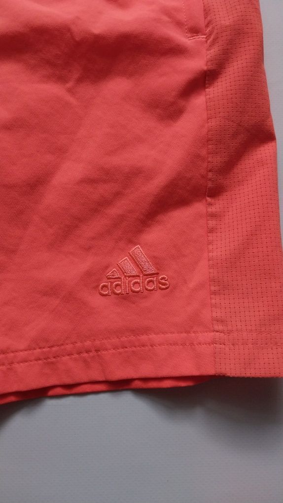 Шорти Adidas M кислотні