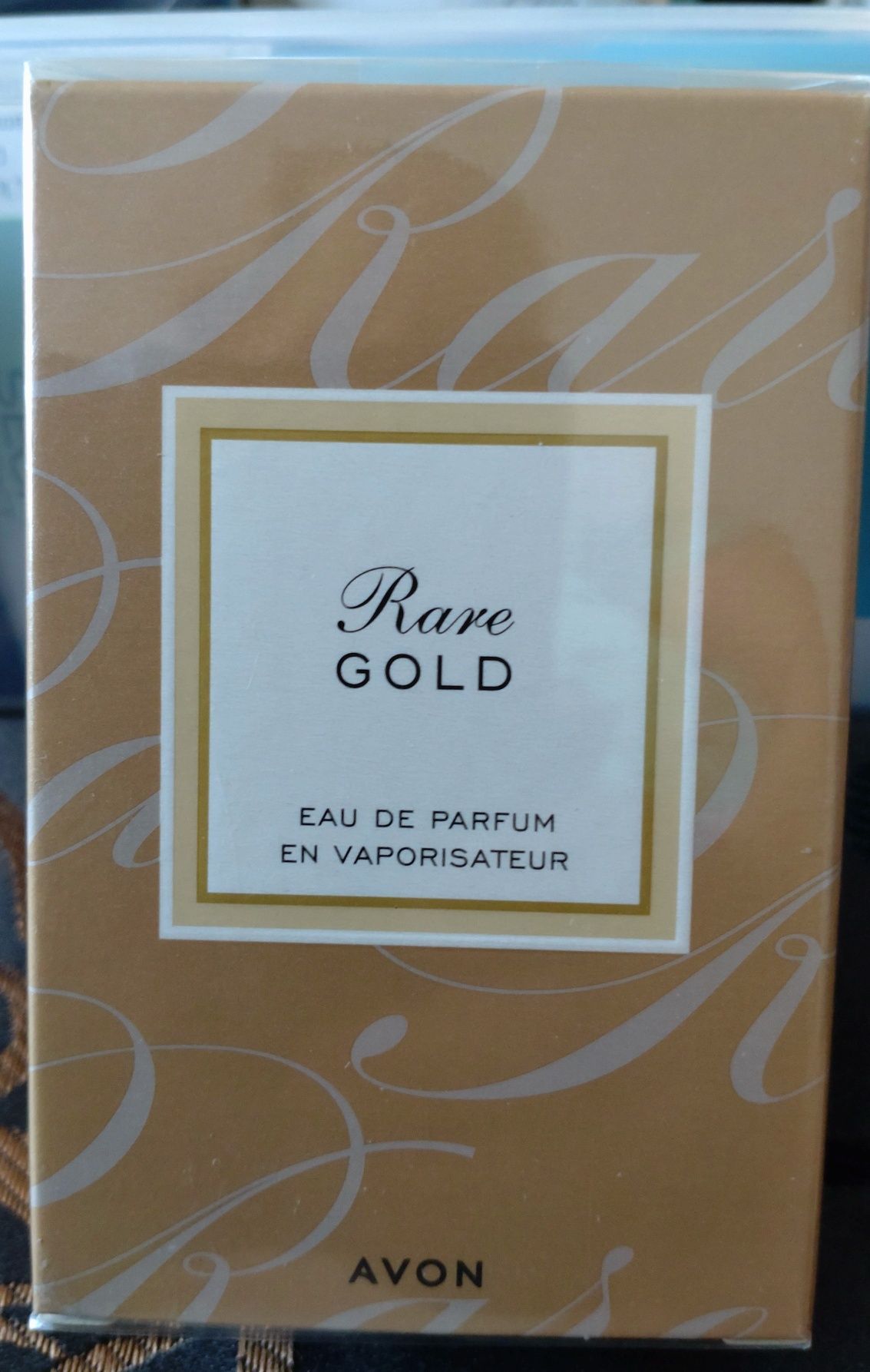 Perfum damski Rare Gold Avon