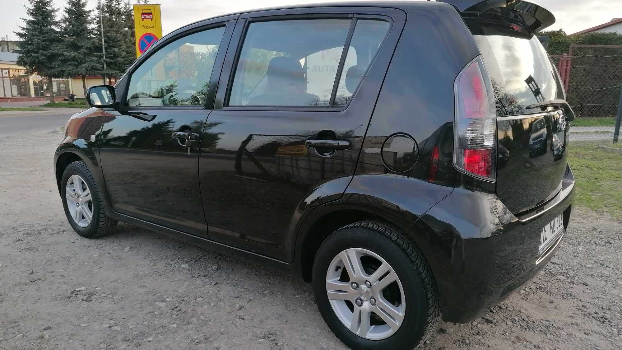 Daihatsu Sirion 2007 r , 1.3 b 91 km ,Alu ,Klima , 155 Tys Przebiegu !