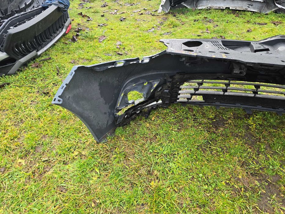 zderzak przód Renault Clio 4 IV lift
