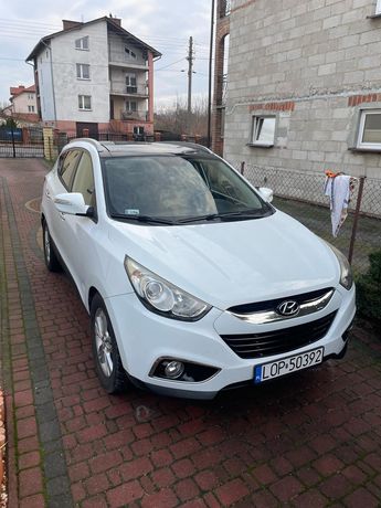 ZADBANY Hyundai ix35 2.0d 4x4 184KM 2010r Automat/navi/panorama/kamera