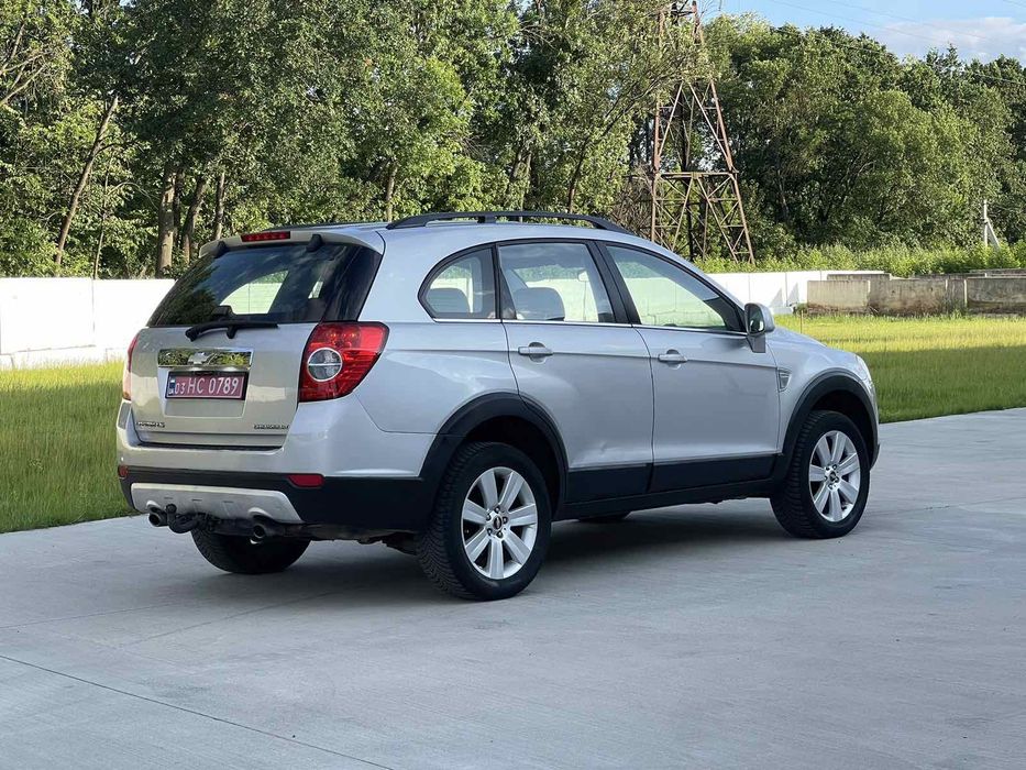 Продам chevrolet captiva