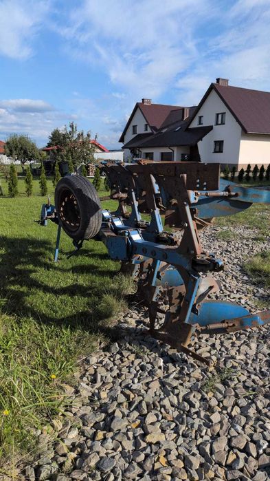 Pług obrotowy 4 skibowy Rabe Werk świeżo sprowadzony z Niemiec