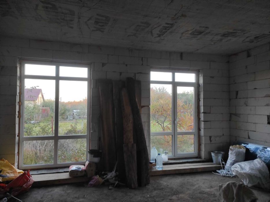 Будинок в Пирогово. 5 кімнат, 2 поверхи, всі комунікації, прописка.