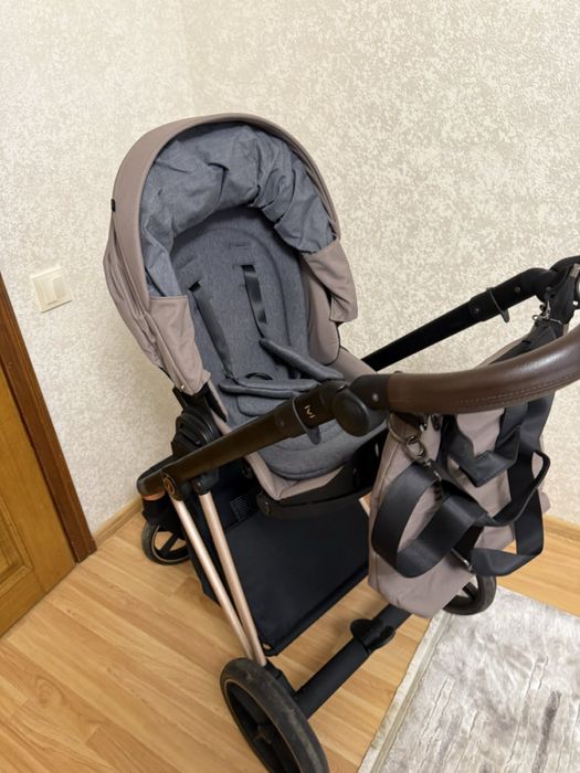 Продам дитячу каляску стан ідеальний
