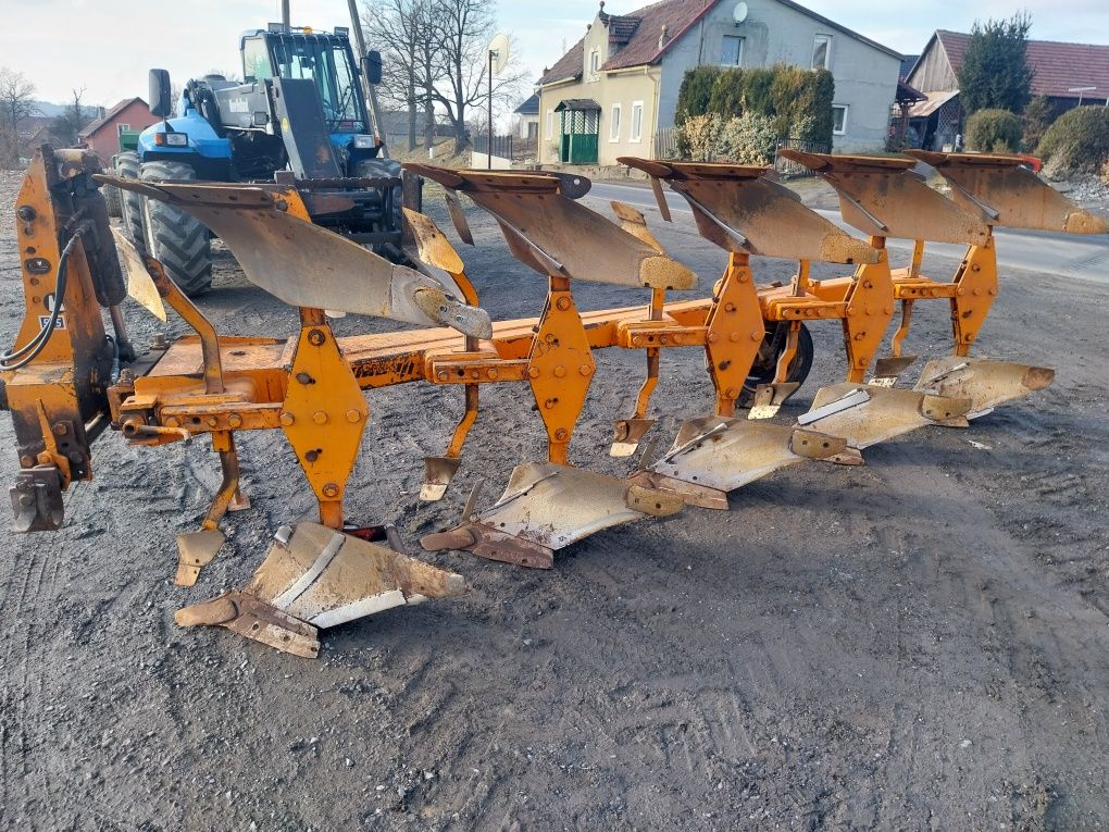 Pług obrotowy huard 565 ,5 skibowy