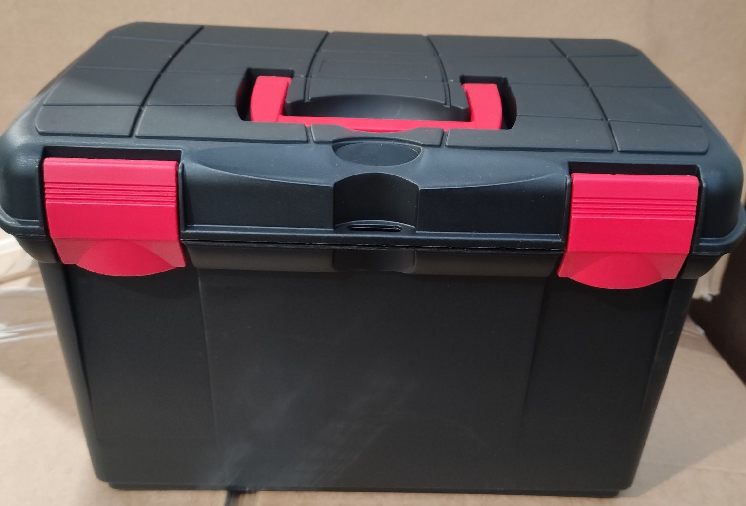 Skrzynka narzędziowa kufer walizka