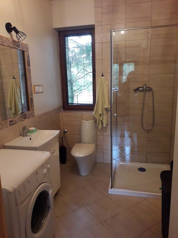 Dom nad jeziorem kiełpińskim LAS sauna balia łódka