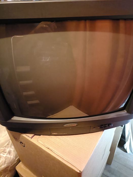 varias Tv’s diferentes tamanhos