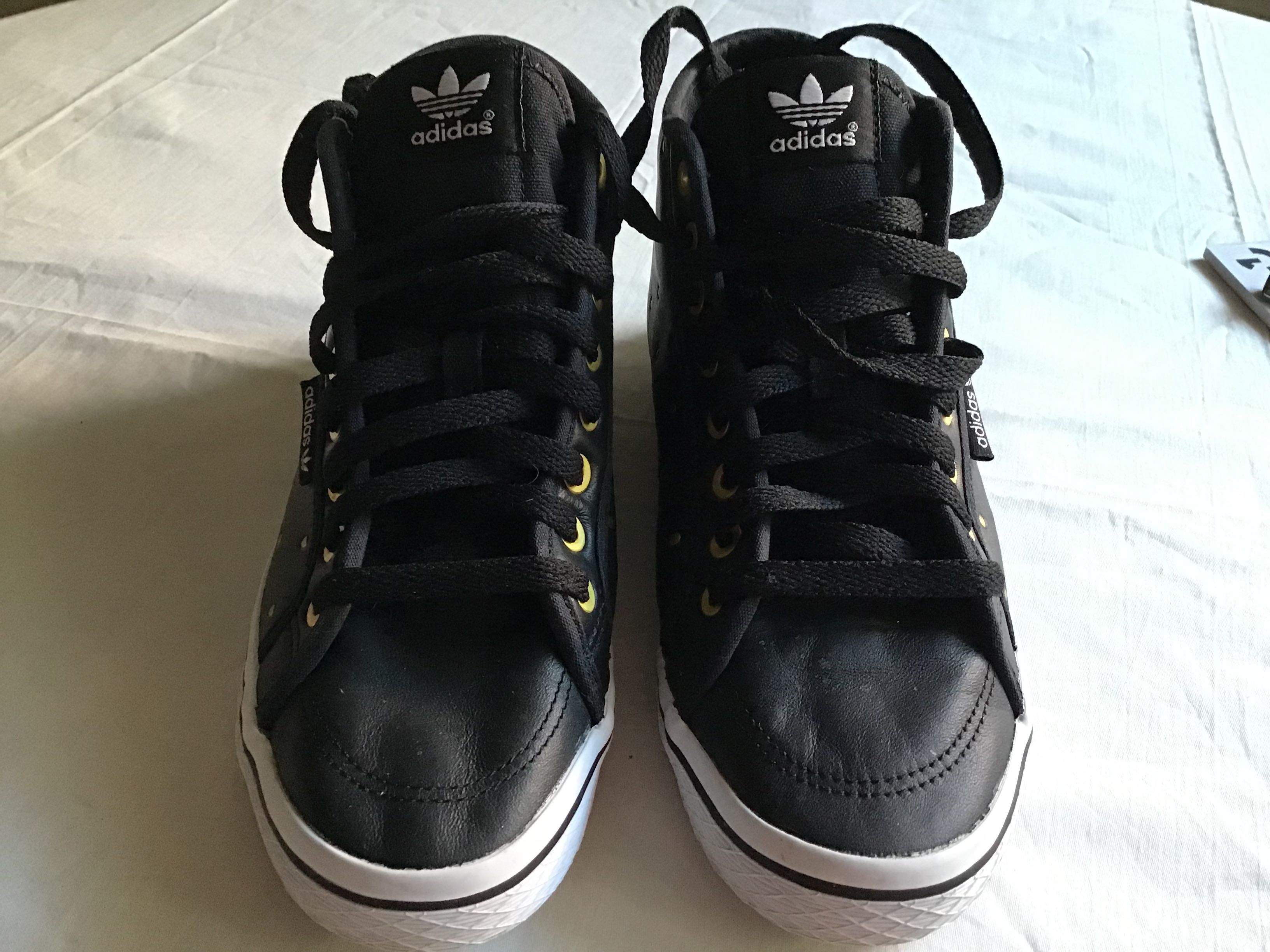 snickersy adidas damskie z ćwiekami