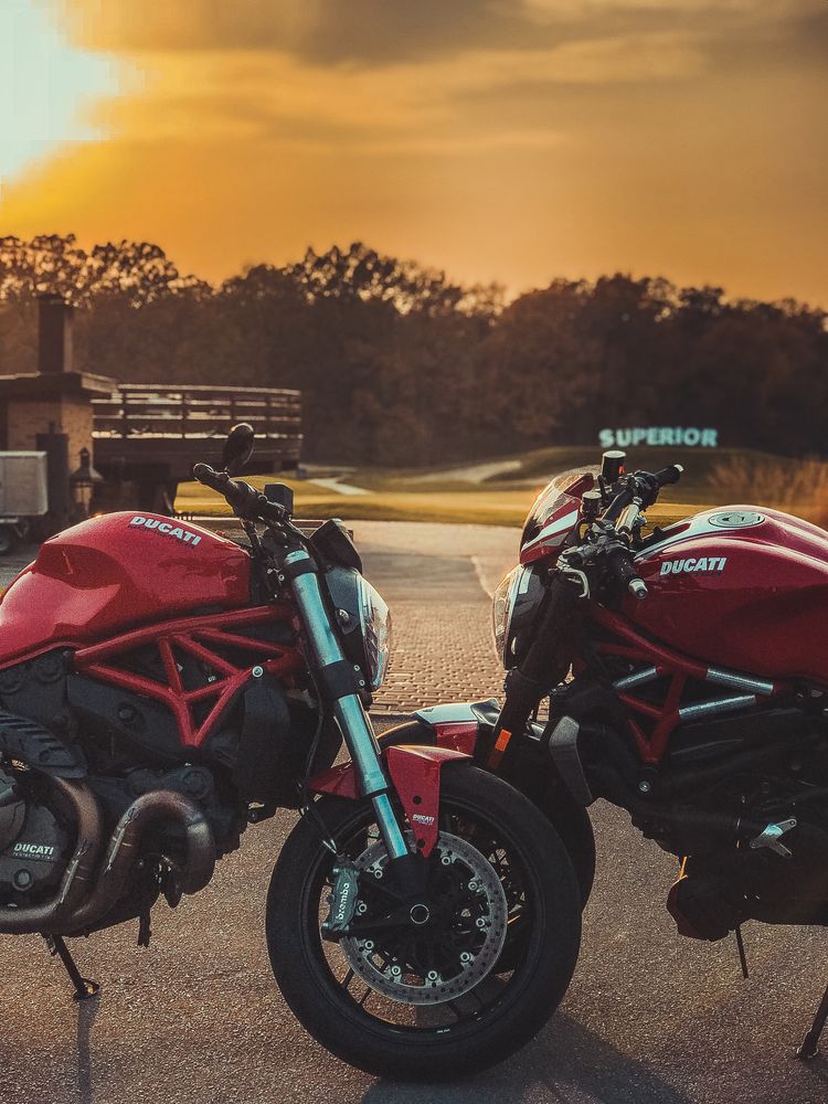 Ducati Monster 1200R