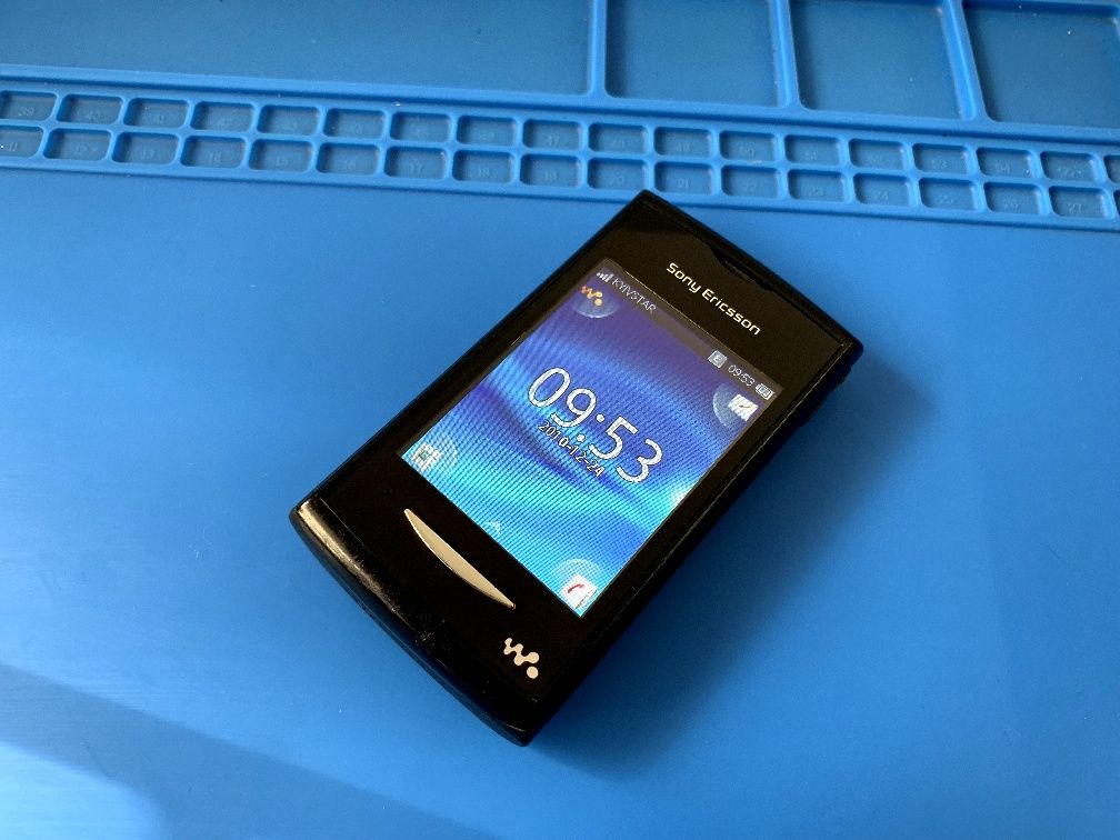 Sony Ericsson w150i із Німеччини