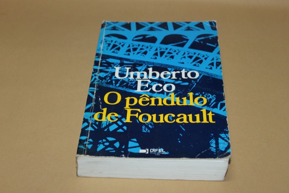 O Pêndulo de Foucault // Umberto Eco