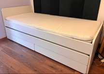 Łóżko Slakt Ikea 90x200 z materacami i łóżkiem dolnym