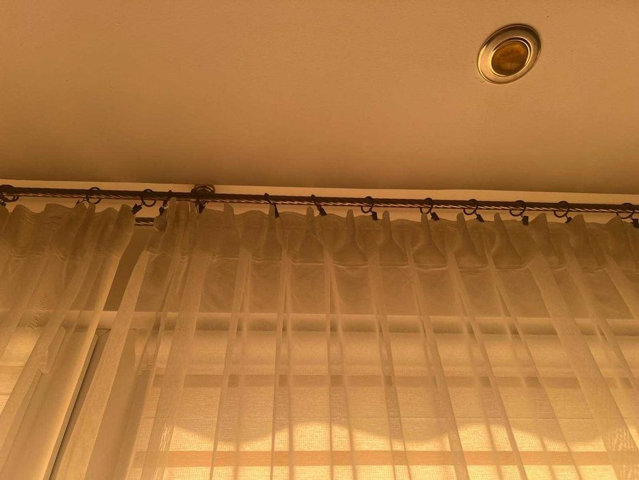 Meble dębowe swarzędz zestaw 5 elementów, ława, żyrandol, karnisz.