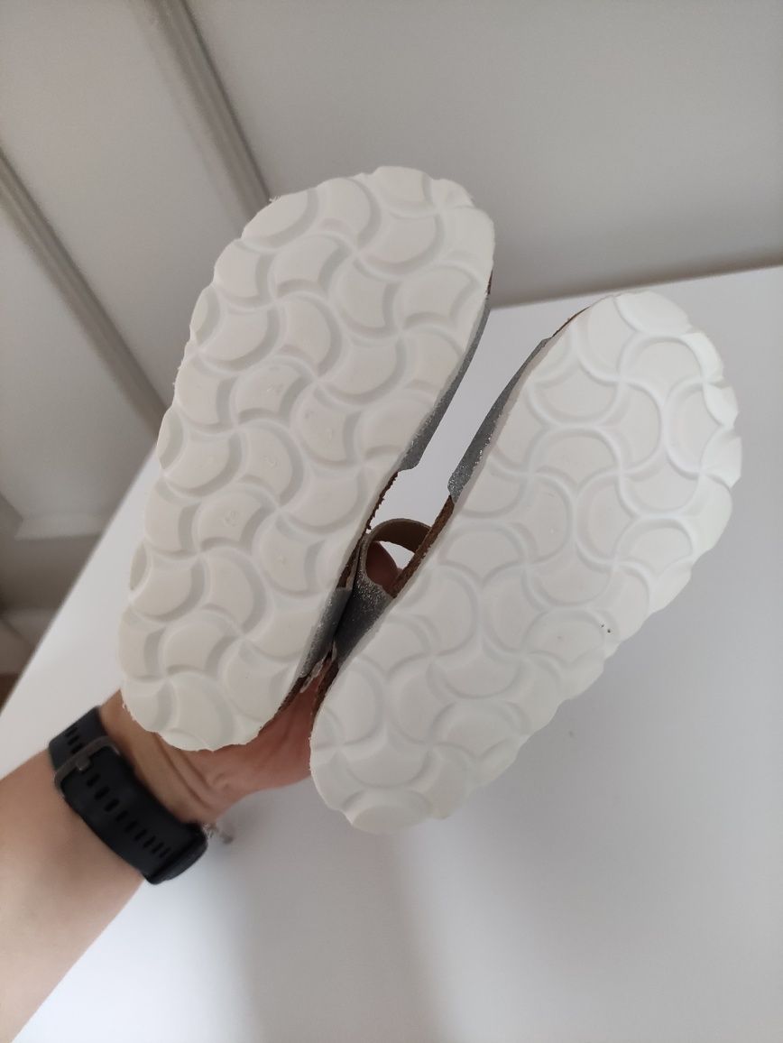 Sandały sandałki włoska firma Little Sky srebrne błyszczące nowe