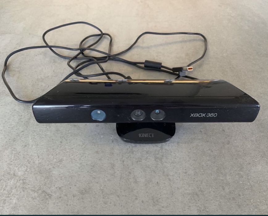 Сенсор движений Kinect  для Xbox 360