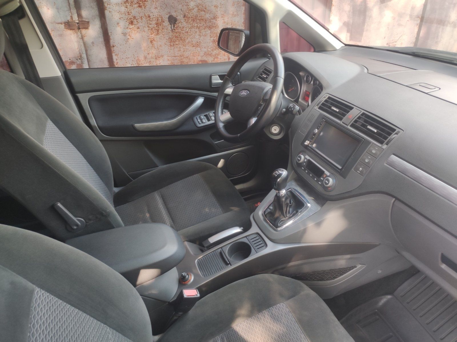Ford c-max 1.6 бензин гарний стан, без вкладень