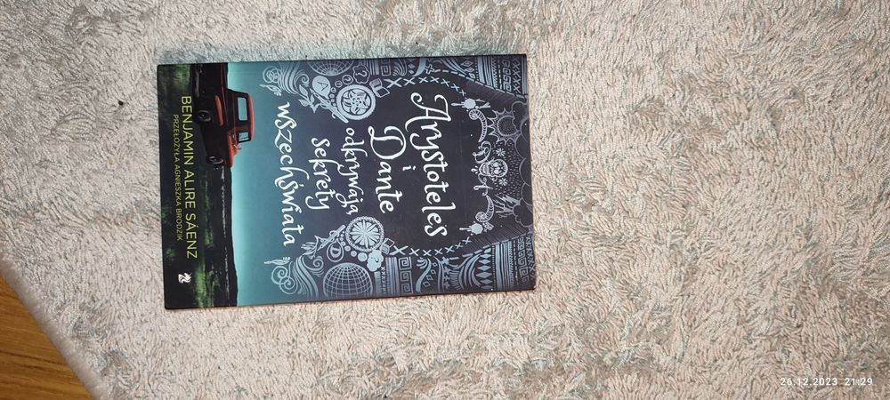 Arystoteles i Dante odkrywają sekrety wszechświata