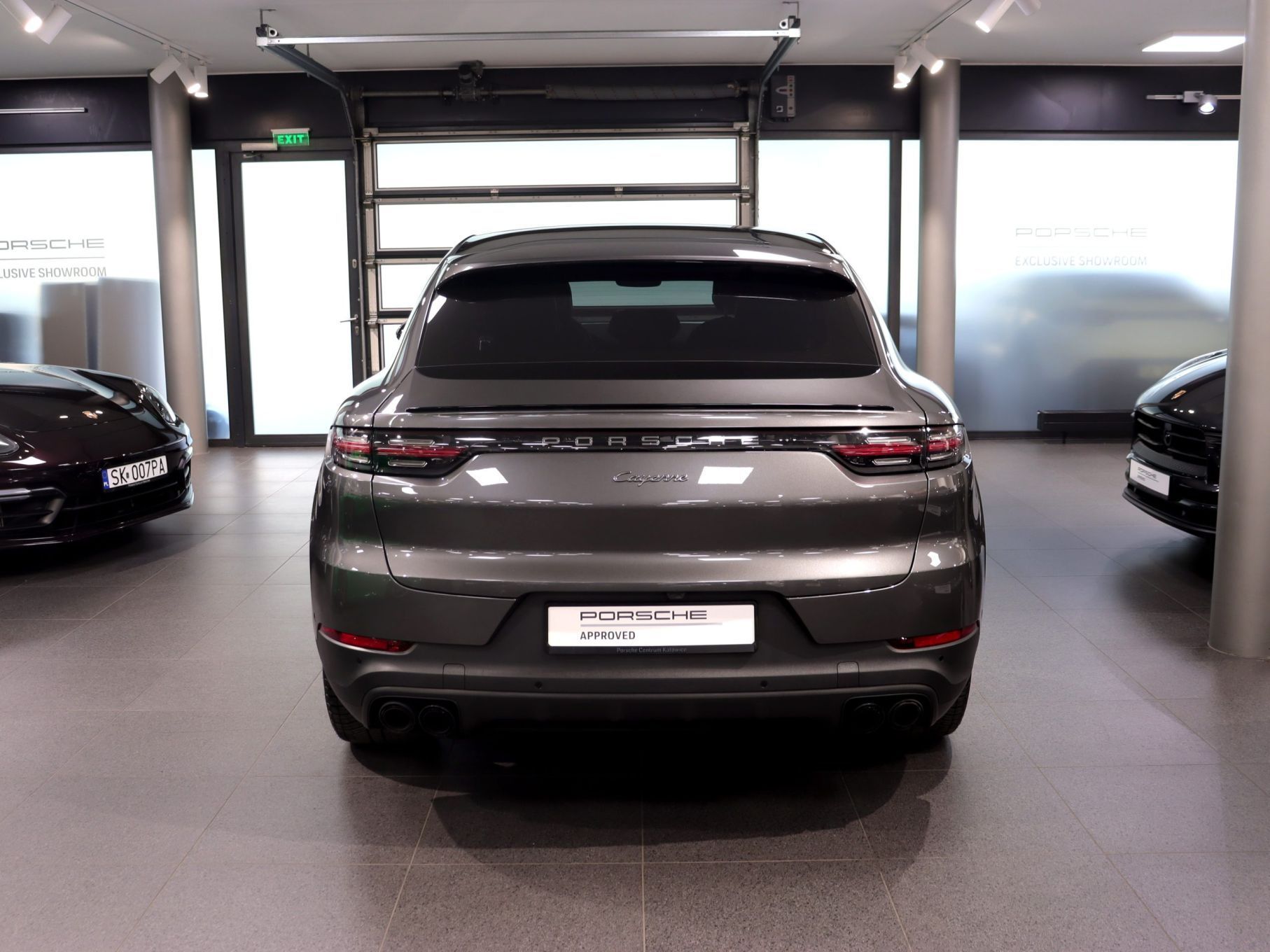 Porsche Cayenne Coupe E-Hybrid .