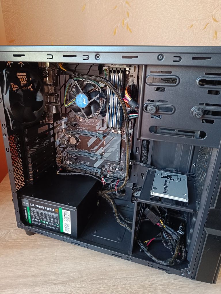 Комп'ютер інтел і3 8100 4 ядра/16gb ddr4 озу/ssd 240/плата z370/Бж500в
