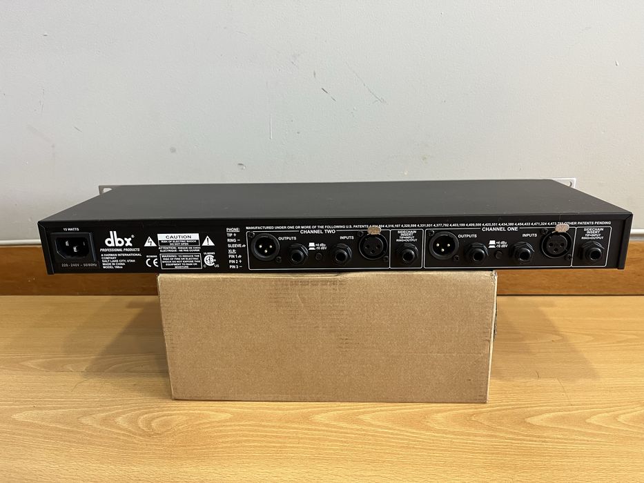 dbx 166 XS - Compressor / Limiter / Gate - Como Novo