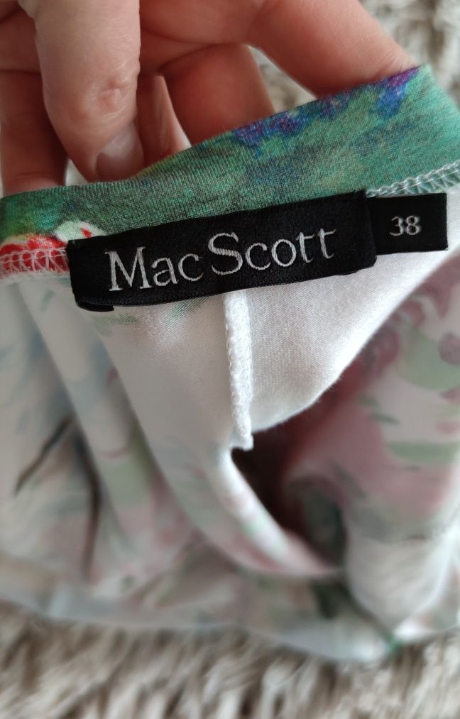 Wiskozowa sukienka M/38/10 Mac Scott dekolt kopertowy rękaw 3/4 koloro