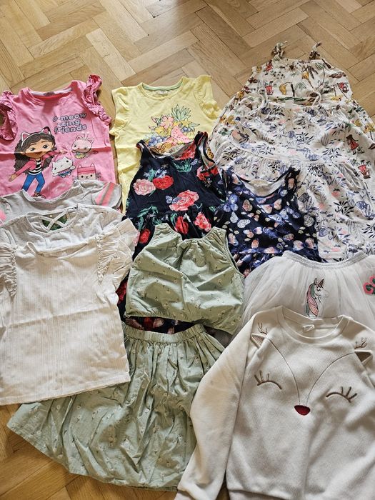 Zestaw ubranek dla dziewczynki rozm. 122-134