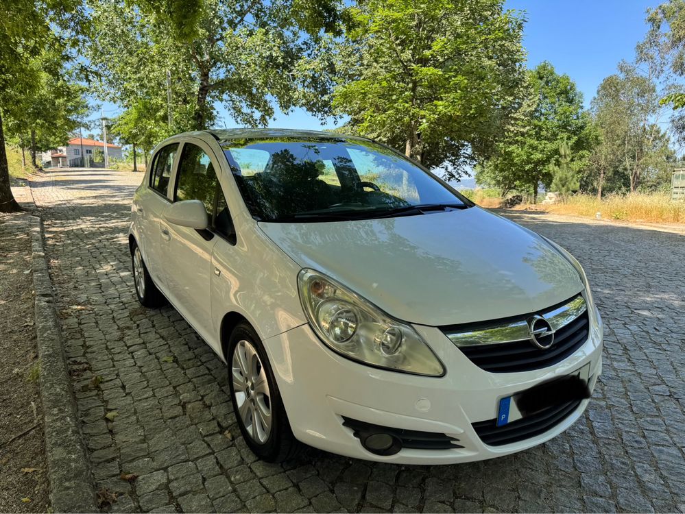 Opel corsa D 1.3CDTi 2008