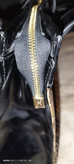 Sprzedam oryginalną torebkę firmy Kazar nowa