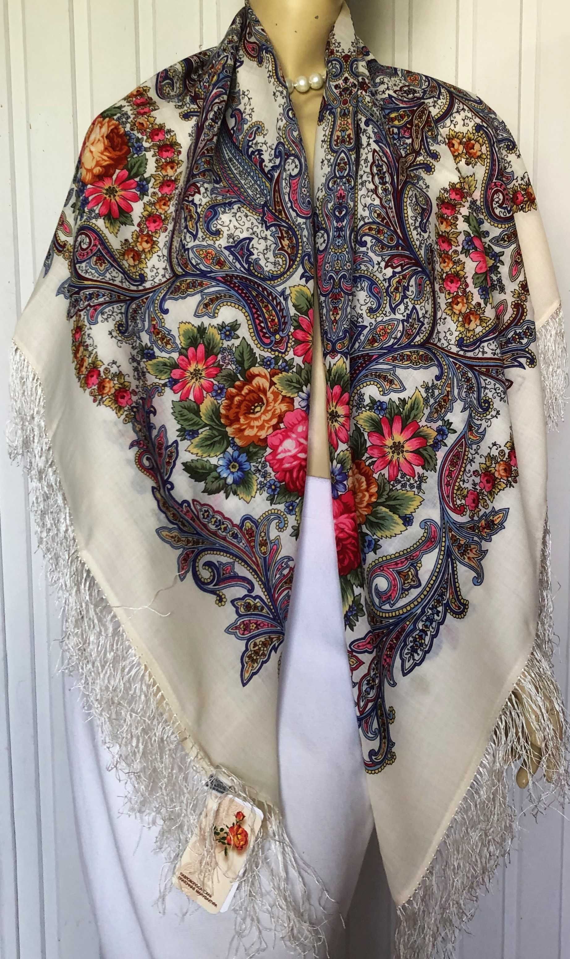 Pavlovo Posad chusta wełna merino autentyk 125x125