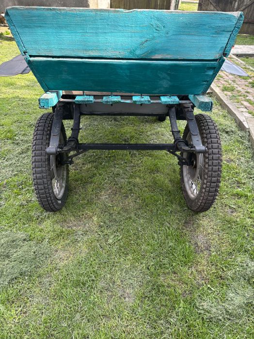 Зроблена як для себе,тачанка для прогулок,і лісників