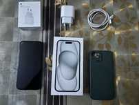 iPhone 15 - Oryginalny zestaw - 89%