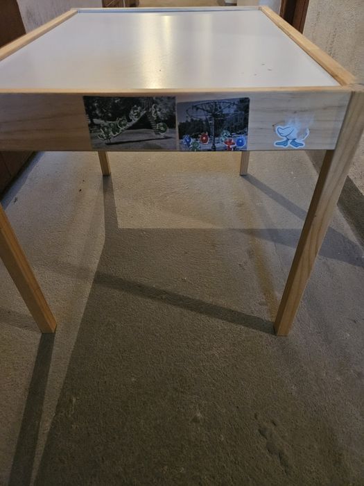 Dziecięcy stolik