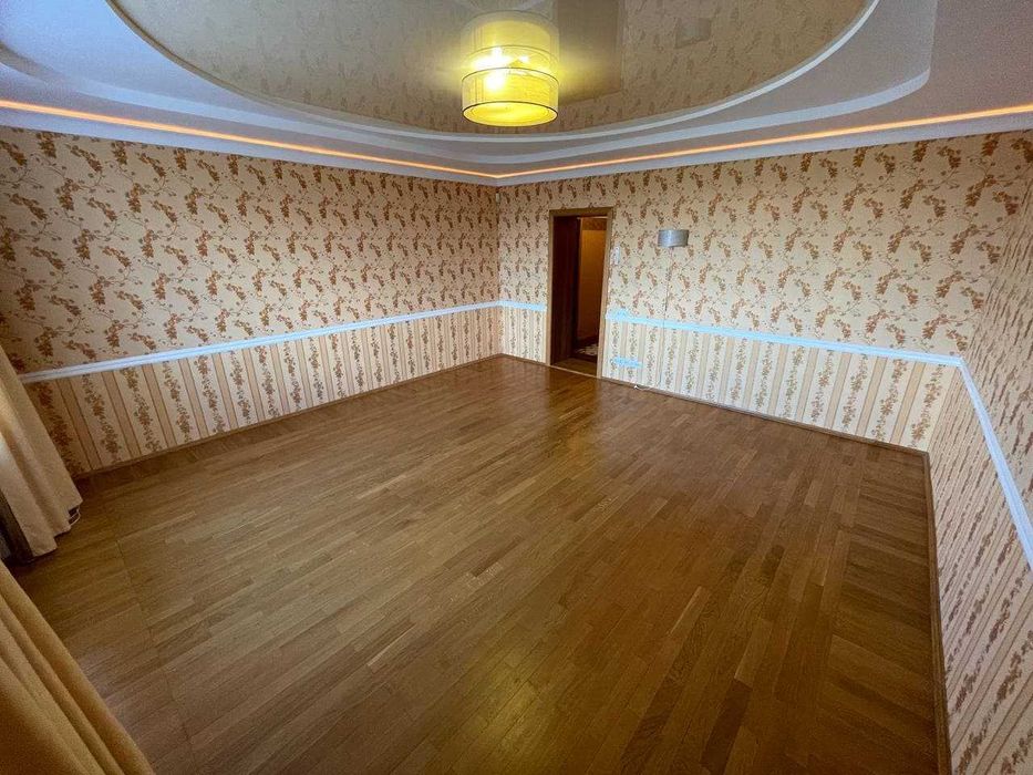 Дворівнева квартира в центрі міста! Можлива розстрочка!