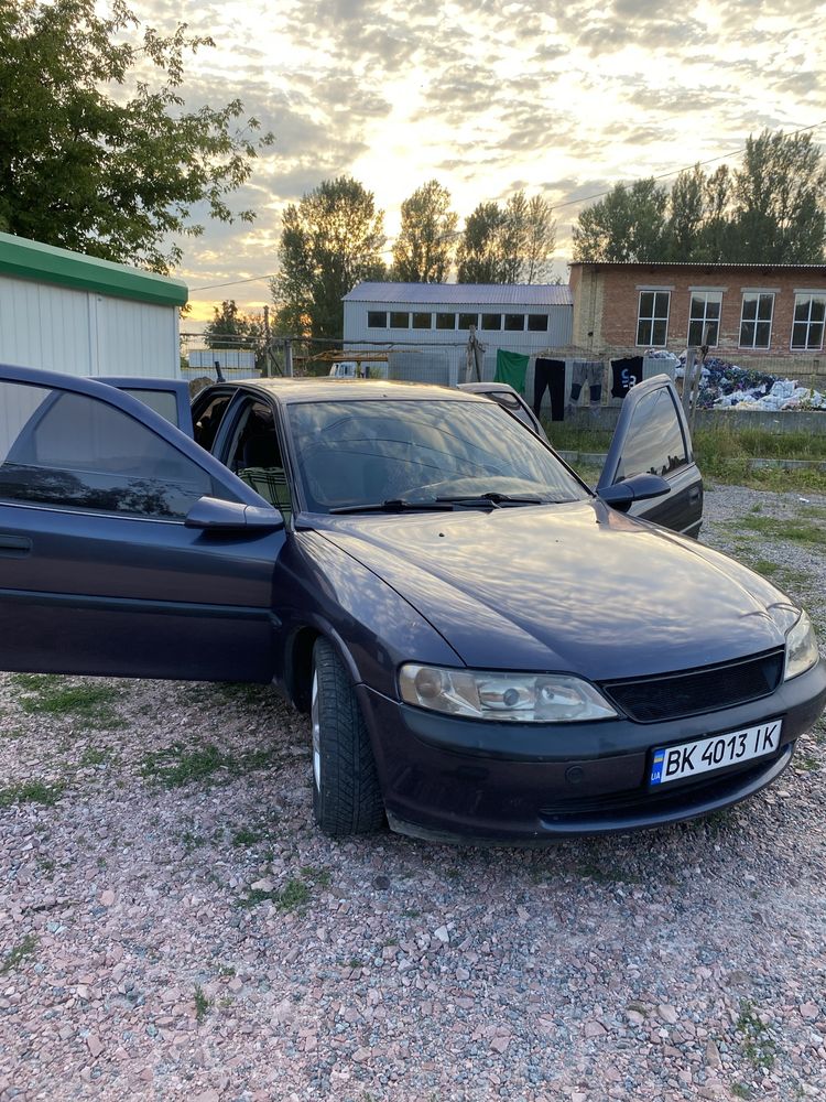 Продам Opel Vektra B