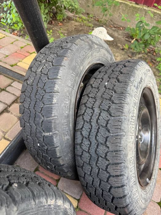 Диски з резиною на ВАЗ