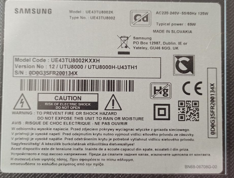 На запчастини телевізор Samsung UE43TU8002K